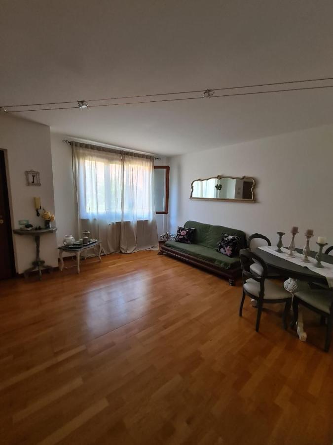 Casa Vacanze Le Rose Villa Gabbro Luaran gambar
